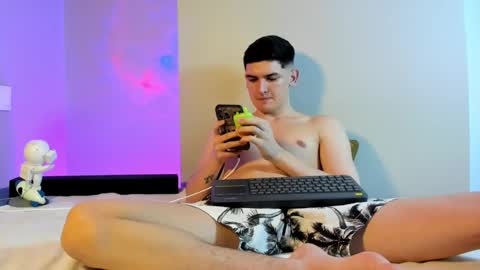 ValentinoCerati online show from February 2025 03:48:01 AM