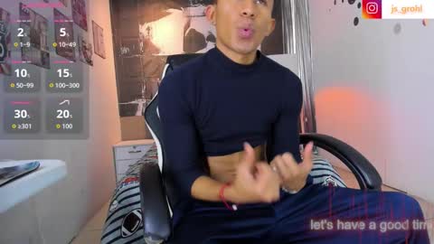 valentino online show from February 2026 02:21:02 PM