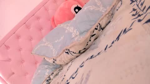 Vale Toro  online show from September 2025 01:49:01 PM