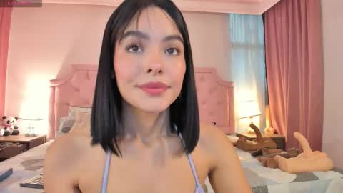 Vale Toro  online show from November 2025 12:52:01 PM