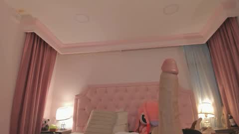 Snapshot of valentoro1 chatting on February 2026 12:13:02 PM Vale Toro online show from February 2026 12:13:02 PM