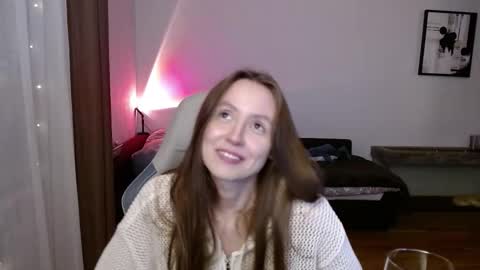 Valentina online show from September 2025 04:40:01 PM