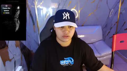 valeri_harpers4 online show from June 2026 08:19:02 PM