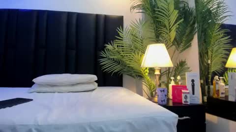 valeri_tafur online show from February 2026 11:03:02 AM