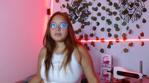 valeria online show from December 2024 05:37:01 AM