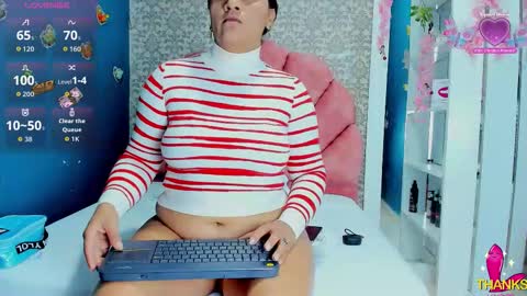 Costume lover online show from October 2025 12:28:02 PM