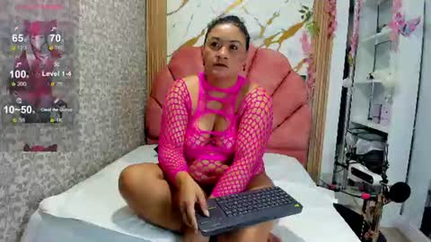 Costume lover online show from June 2026 12:29:02 PM