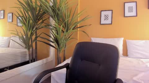 valeria_rua online show from June 2026 11:05:01 AM