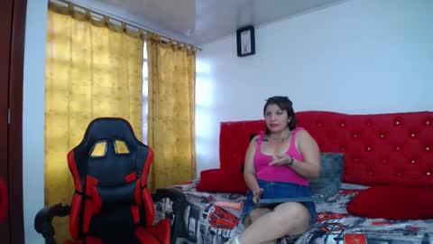 Snapshot of valeria_s19 chatting on October 2025 09:19:02 PM Valeria online show from October 2025 09:19:02 PM