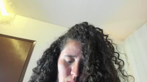 Snapshot of valeriaa_soler chatting on January 2025 06:59:02 PM Valeria online show from January 2025 06:59:02 PM