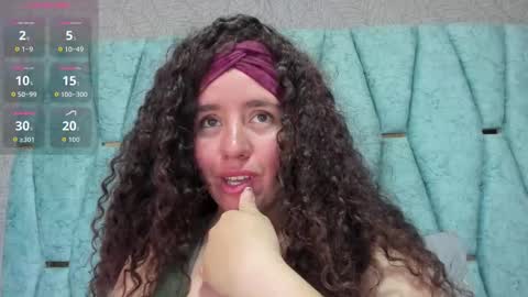 Snapshot of valeriaa_soler chatting on October 2025 02:52:02 PM Valeria online show from October 2025 02:52:02 PM