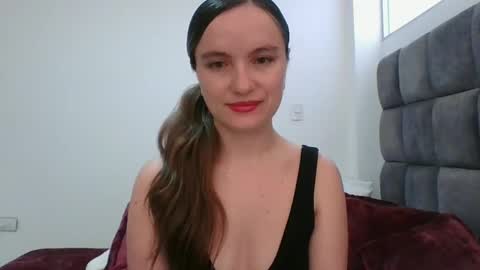 Snapshot of valeriafrannco chatting on January 2025 12:26:01 PM valeriafrannco online show from January 2025 12:26:01 PM