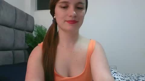 Snapshot of valeriafrannco chatting on February 2025 05:58:01 AM valeriafrannco online show from February 2025 05:58:01 AM
