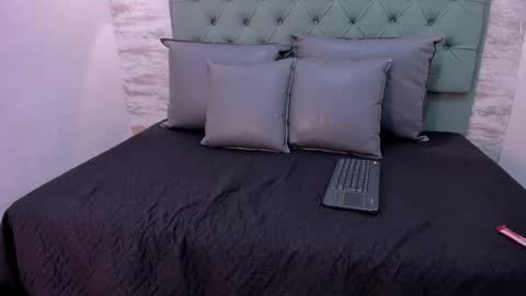 Valeria online show from March 2026 01:44:02 AM