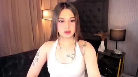 Valeria online show from November 2025 10:58:02 AM