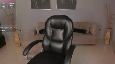 Valeria online show from November 2025 04:23:02 AM