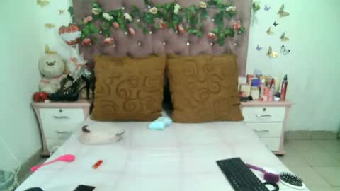 La valerie26 online show from October 2025 09:32:02 PM