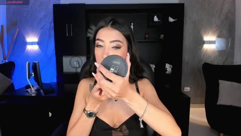Snapshot of valeriavelvet chatting on January 2025 11:47:02 AM Vale online show from January 2025 11:47:02 AM