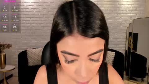 Vale  online show from November 2025 12:04:01 PM