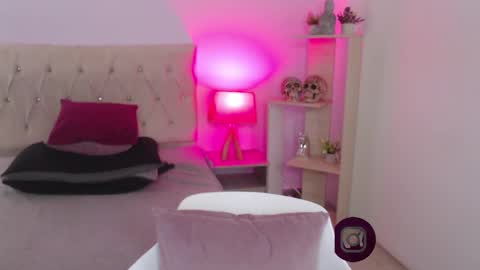 Snapshot of valerie_21 chatting on January 2025 09:41:01 AM Valeriee online show from January 2025 09:41:01 AM