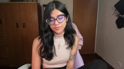 Val  online show from February 2025 02:55:01 AM