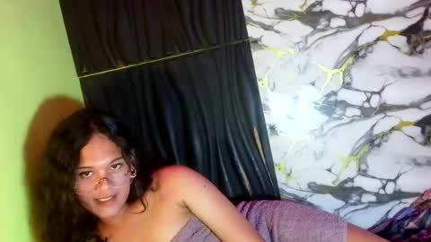 Snapshot of valerie_lure chatting on July 2026 04:30:01 AM addy online show from July 2026 04:30:01 AM