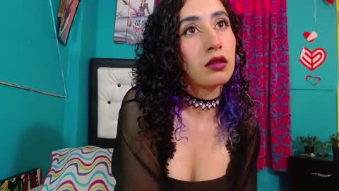Snapshot of valerie_mase chatting on September 2025 07:26:02 PM vale online show from September 2025 07:26:02 PM