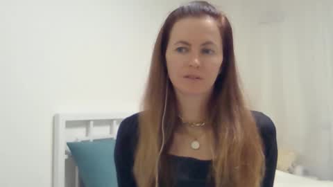 Snapshot of valerie_rose777 chatting on October 2025 07:03:01 PM valerie_rose777 online show from October 2025 07:03:01 PM