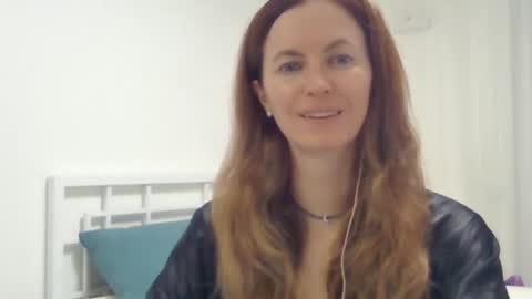 Snapshot of valerie_rose777 chatting on October 2025 08:21:02 PM valerie_rose777 online show from October 2025 08:21:02 PM