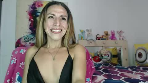 valerie_rousse online show from May 2026 08:25:01 PM