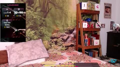 Snapshot of valerie_smile chatting on March 2026 08:00:01 AM Valerie online show from March 2026 08:00:01 AM