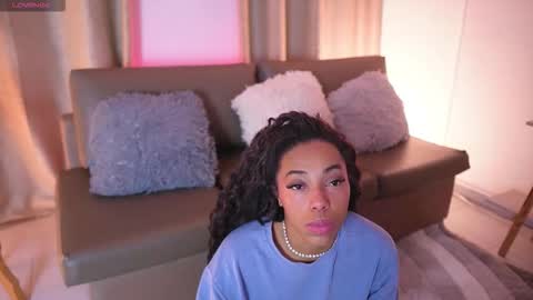 Valerie Style3 online show from November 2025 04:00:01 AM