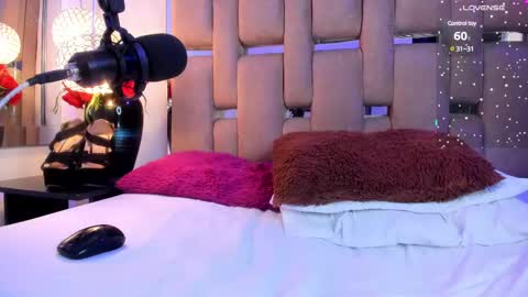 Snapshot of valeriekay_ chatting on February 2025 04:14:01 PM Valeria online show from February 2025 04:14:01 PM