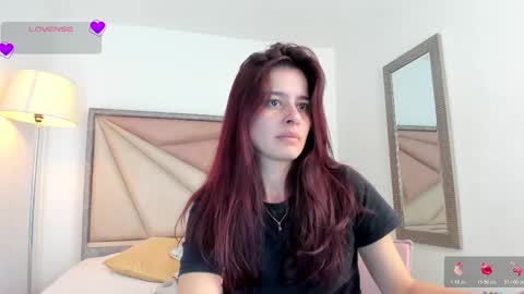 valeriemattson_ online show from October 2025 07:12:01 PM