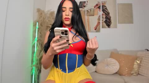 Snapshot of valerietnt chatting on October 2025 03:06:01 AM valerie online show from October 2025 03:06:01 AM