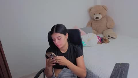 Juli C online show from January 2026 01:32:01 AM