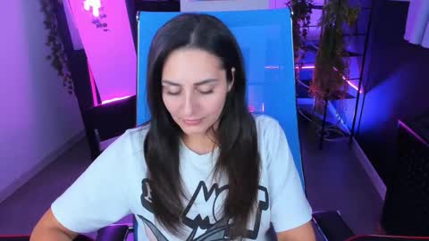 Snapshot of valeriiemills chatting on September 2025 02:49:01 PM Valerie online show from September 2025 02:49:01 PM