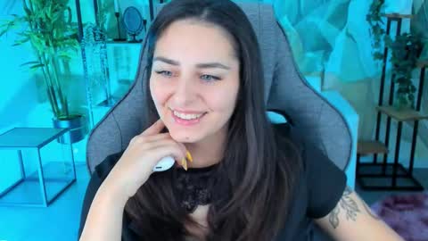 Valerie online show from October 2025 02:49:01 PM