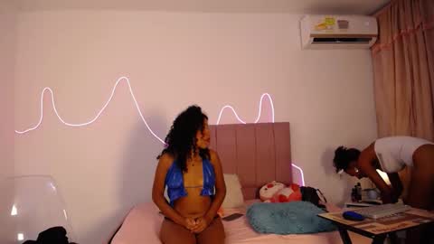 Snapshot of valerin_salazar chatting on January 2026 08:51:02 PM valeria online show from January 2026 08:51:02 PM