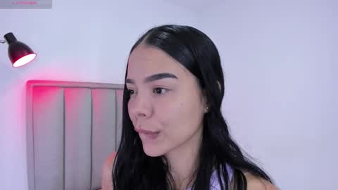 Cris  online show from October 2025 01:50:02 AM