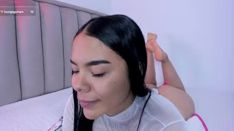 Snapshot of valery__nova chatting on May 2026 02:44:01 PM Cris online show from May 2026 02:44:01 PM