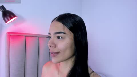 Snapshot of valery__nova chatting on May 2026 12:04:02 PM Cris online show from May 2026 12:04:02 PM