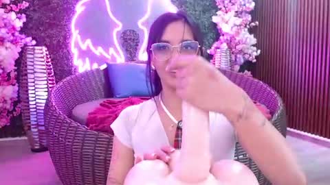 valery_blush online show from June 2026 09:41:02 AM