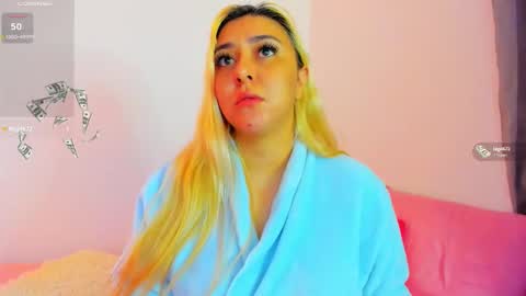 Snapshot of valery_kils chatting on October 2025 10:25:01 AM VALERY online show from October 2025 10:25:01 AM