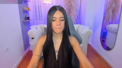 Snapshot of valery_lane chatting on October 2025 11:33:02 AM Valery Lane online show from October 2025 11:33:02 AM