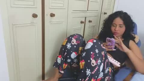 valery_lovex_ online show from May 2026 11:54:01 PM