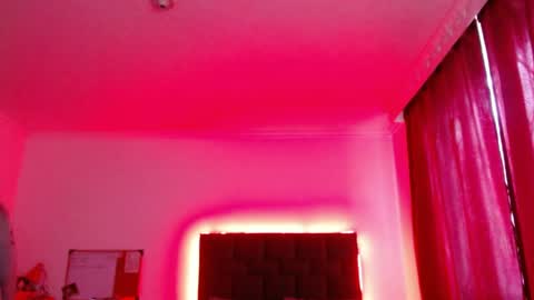 Valeria online show from April 2026 12:53:02 PM