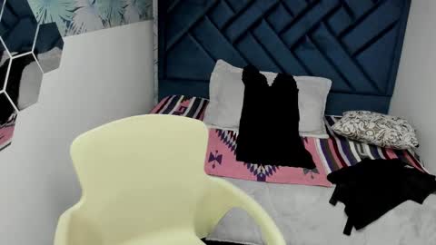 Snapshot of valery_more__ chatting on October 2025 12:13:02 PM VALERY MORE online show from October 2025 12:13:02 PM