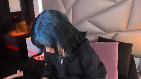 valery_smith15 online show from January 2025 09:30:01 AM