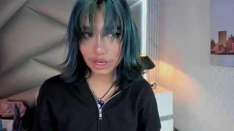 valery_smith15 online show from February 2025 07:01:02 AM